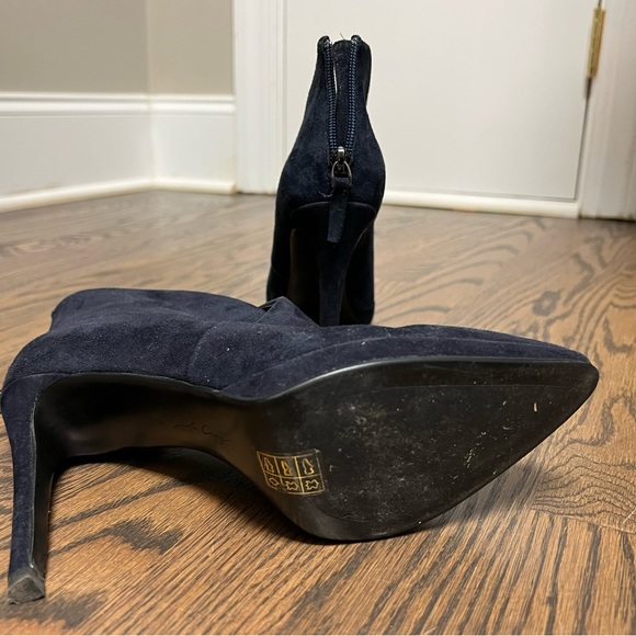 Lola Navy Suede heeled booties - Picture 4 of 4